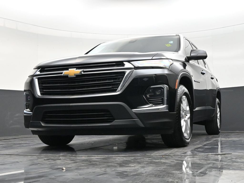 Used 2024 Chevrolet Traverse LS FWD image 24