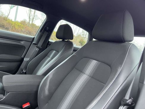 Used 2022 Honda Civic Sport image 9