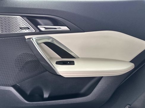 Used 2025 BMW X2 xDrive28i image 14