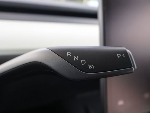 Used 2023 Tesla Model 3 Standard Range RWD image 38