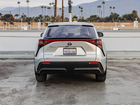 Used 2024 Toyota bZ4X XLE image 8