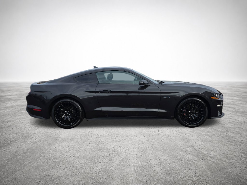Used 2022 Ford Mustang GT Premium w/ GT Performance Package RWD image 10