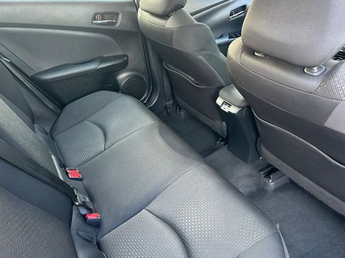 Certified 2022 Toyota Prius LE image 19