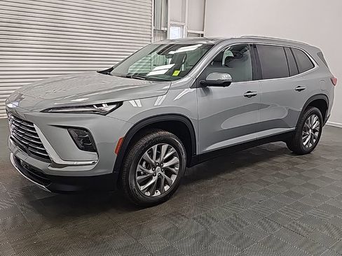 New 2026 Buick Enclave Preferred w/ Power Package image 4