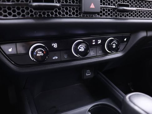 Certified 2023 Honda HR-V Sport image 6