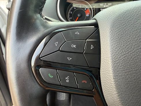 Used 2021 Jeep Cherokee Latitude Plus FWD image 26
