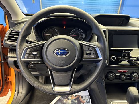 Used 2018 Subaru Crosstrek 2.0i AWD/4WD image 13