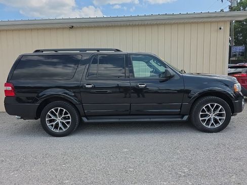 Used 2015 Ford Expedition EL XLT w/ Equipment Group 202A AWD/4WD image 3