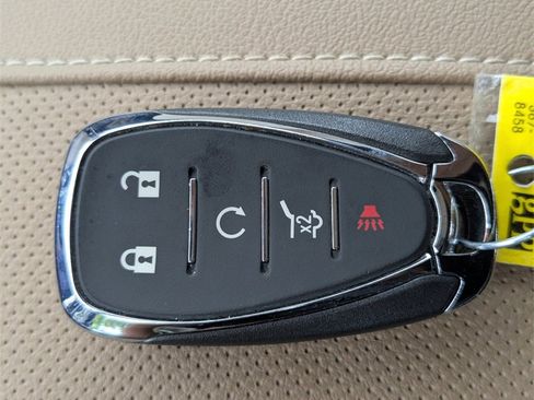 Certified 2023 Chevrolet Traverse Premier w/ LPO, Floor Liner Package image 25