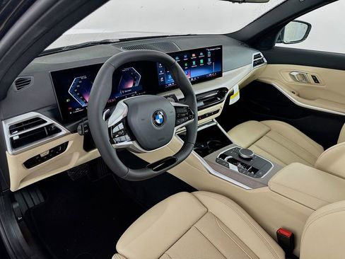 Used 2025 BMW 330i Sedan w/ Convenience Package image 9