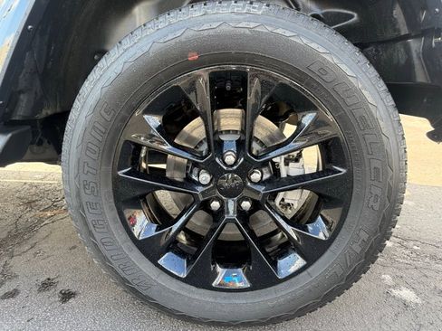 Certified 2023 Jeep Wrangler Unlimited Sahara AWD/4WD image 31