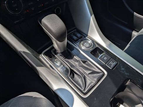 Used 2024 Mitsubishi Eclipse Cross SE AWD/4WD image 30