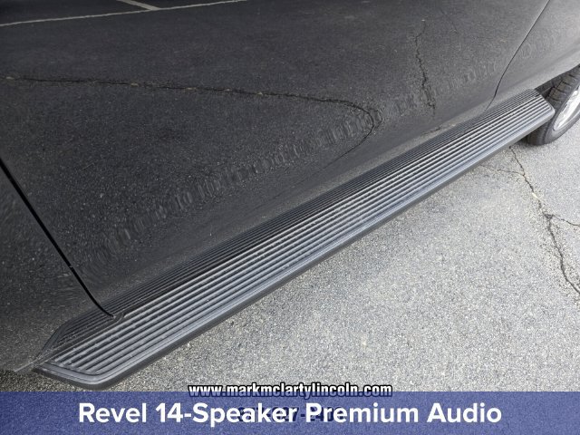 New 2027 Lincoln Navigator Premiere RWD image 8