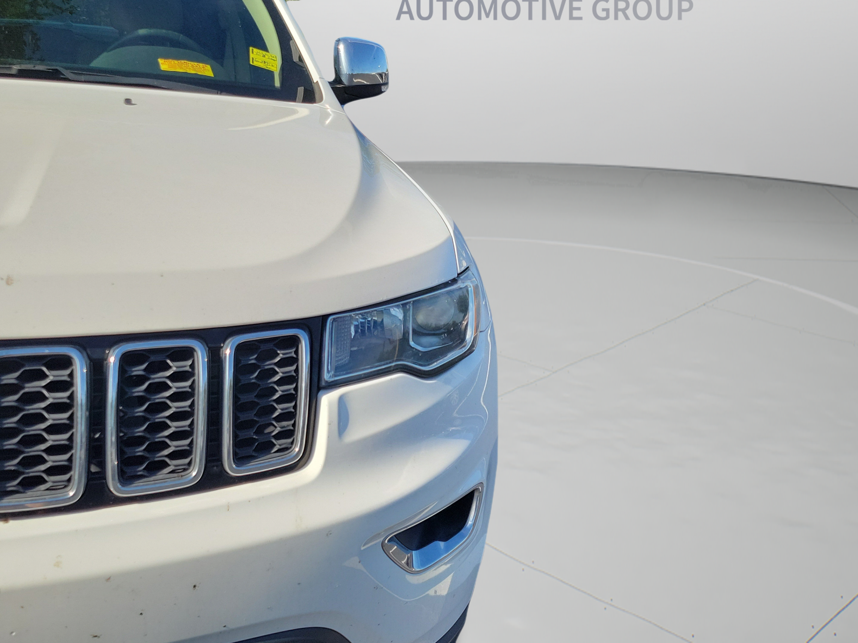 Used 2018 Jeep Grand Cherokee Limited w/ Trailer Tow Group IV AWD/4WD image 13