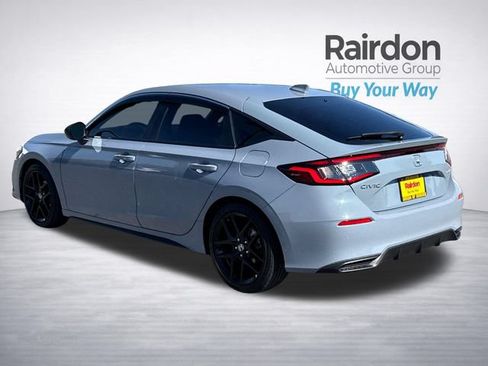 Used 2022 Honda Civic Sport image 5