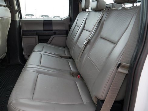 Used 2017 Ford F550 4x4 Crew Cab Super Duty image 15