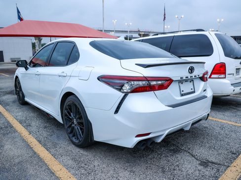 Used 2023 Toyota Camry XSE FWD image 6