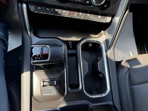 Used 2024 GMC Sierra 1500 Denali w/ Technology Package AWD/4WD image 33