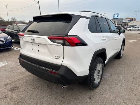 New 2025 Toyota RAV4 XLE image 7