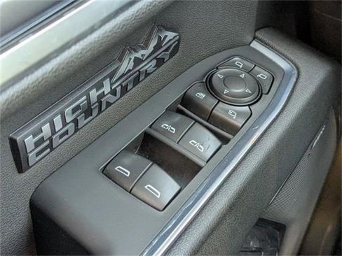 Used 2023 Chevrolet Silverado 1500 High Country w/ Technology Package image 30