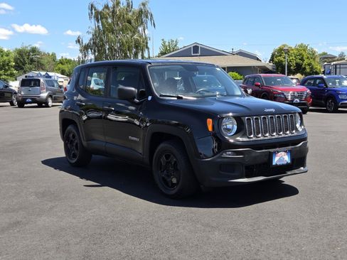 Used 2016 Jeep Renegade Sport w/ Power & Air Group FWD image 3