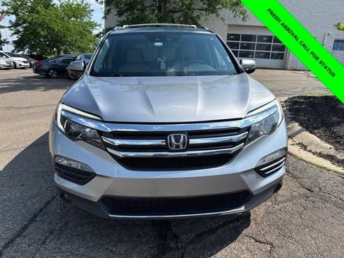 Used 2017 Honda Pilot Touring image 17