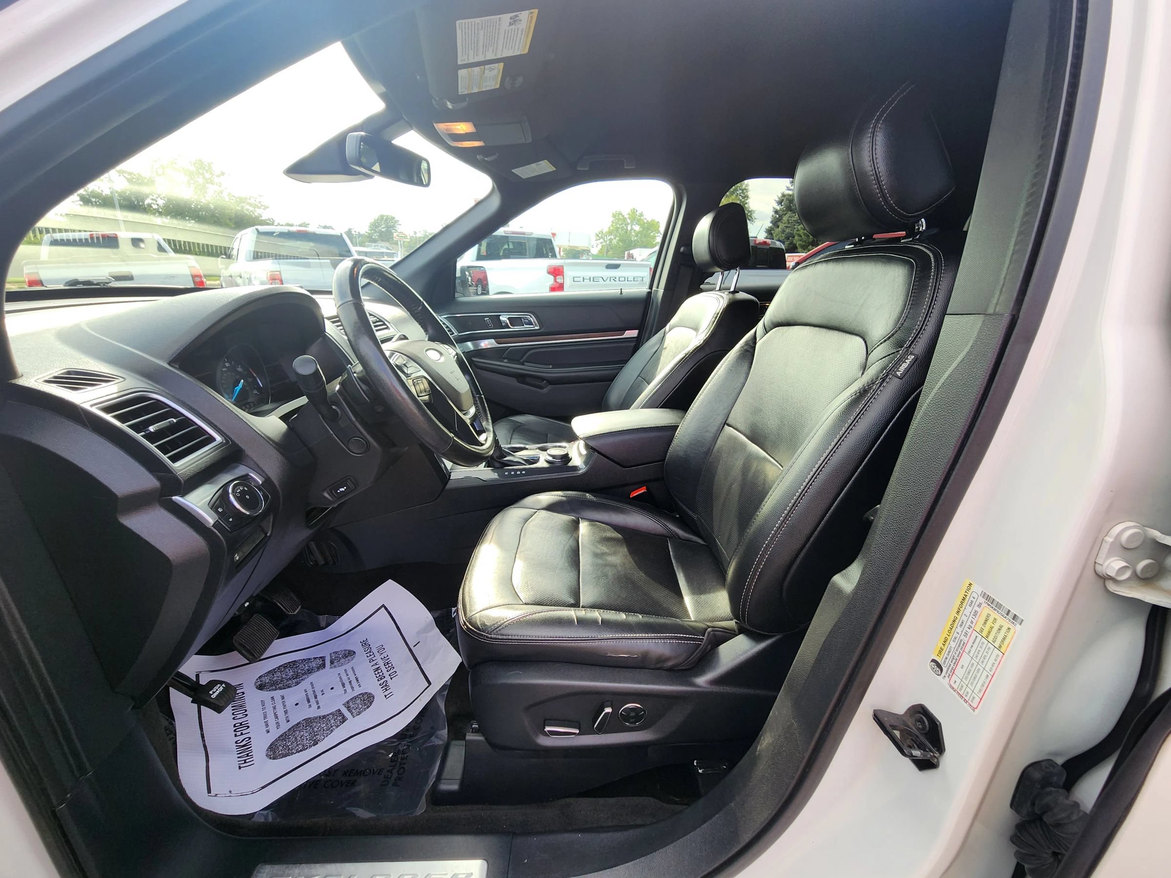 Used 2016 Ford Explorer Limited w/ Equipment Group 301A AWD/4WD image 18