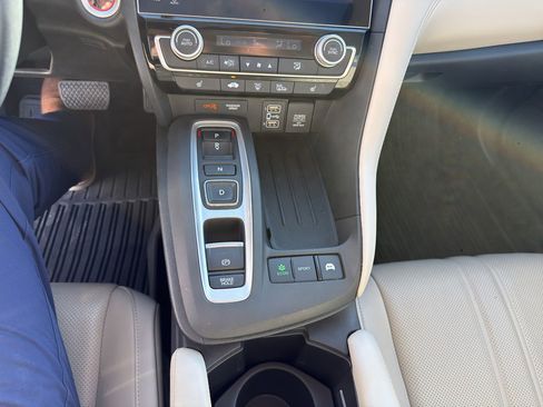 Used 2021 Honda Insight Touring image 16