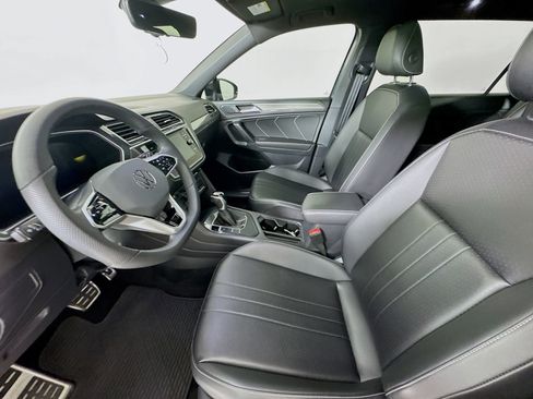 Used 2024 Volkswagen Tiguan SE R-Line w/ MDO Package, Three-Row FWD image 21