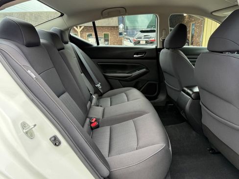 Used 2019 Nissan Altima 2.5 S AWD/4WD image 17