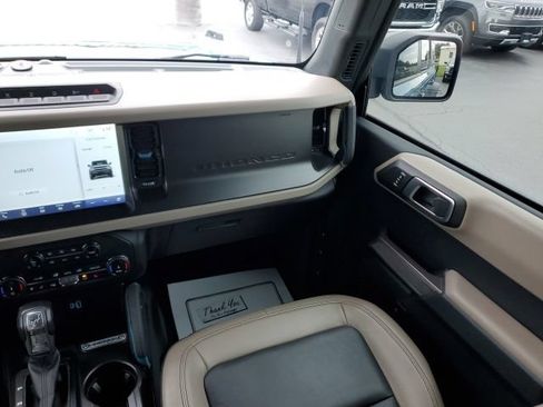 Used 2022 Ford Bronco Wildtrak AWD/4WD image 16