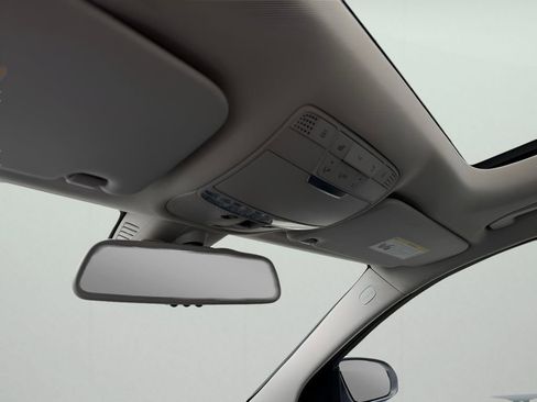 Used 2017 Mercedes-Benz C 300 4MATIC Sedan w/ Premium 2 Package image 28