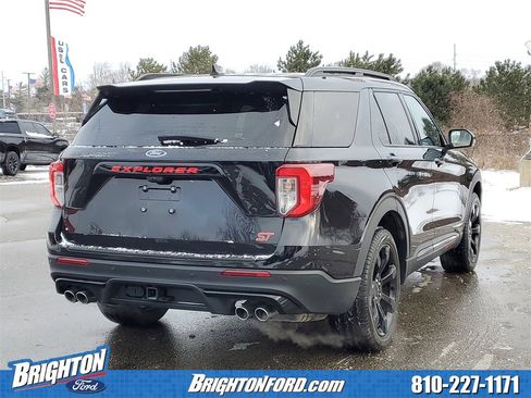 Used 2024 Ford Explorer ST w/ Equipment Group 401A image 4