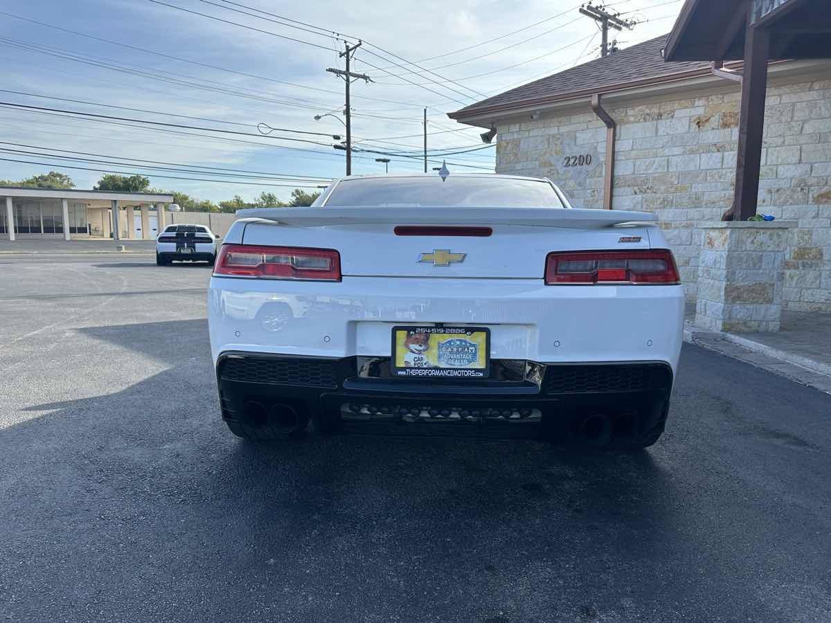 Used 2015 Chevrolet Camaro SS w/ RS Package RWD image 4