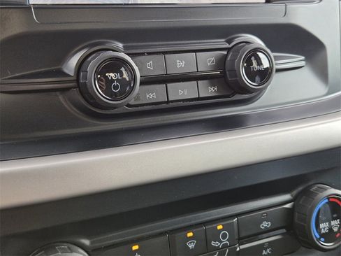 Used 2023 Ford F150 XLT image 14