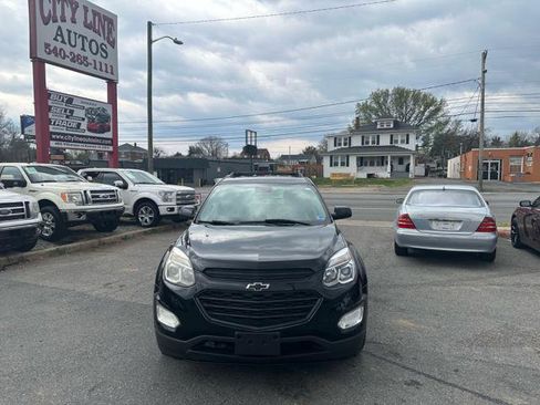 Used 2017 Chevrolet Equinox LT w/ Midnight Edition image 3