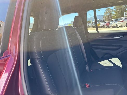 Used 2025 Jeep Grand Cherokee Laredo X w/ Trailer Tow Package image 22