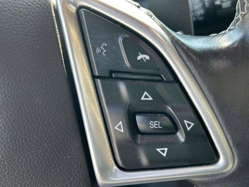 Used 2021 Chevrolet Camaro LT w/ RS Package image 17