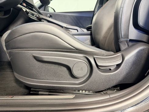 Used 2025 Hyundai Elantra N image 26