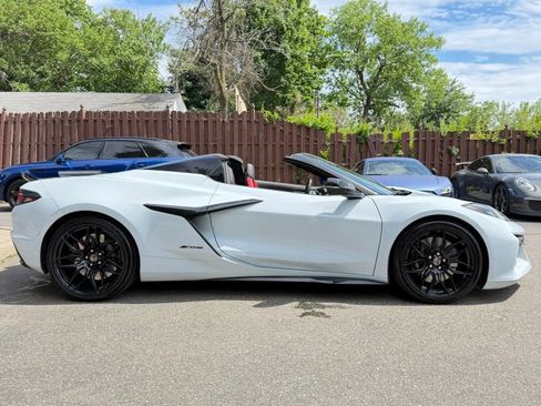 Used 2023 Chevrolet Corvette Z06 RWD image 5