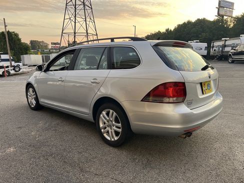 Used 2013 Volkswagen Jetta TDI FWD image 4