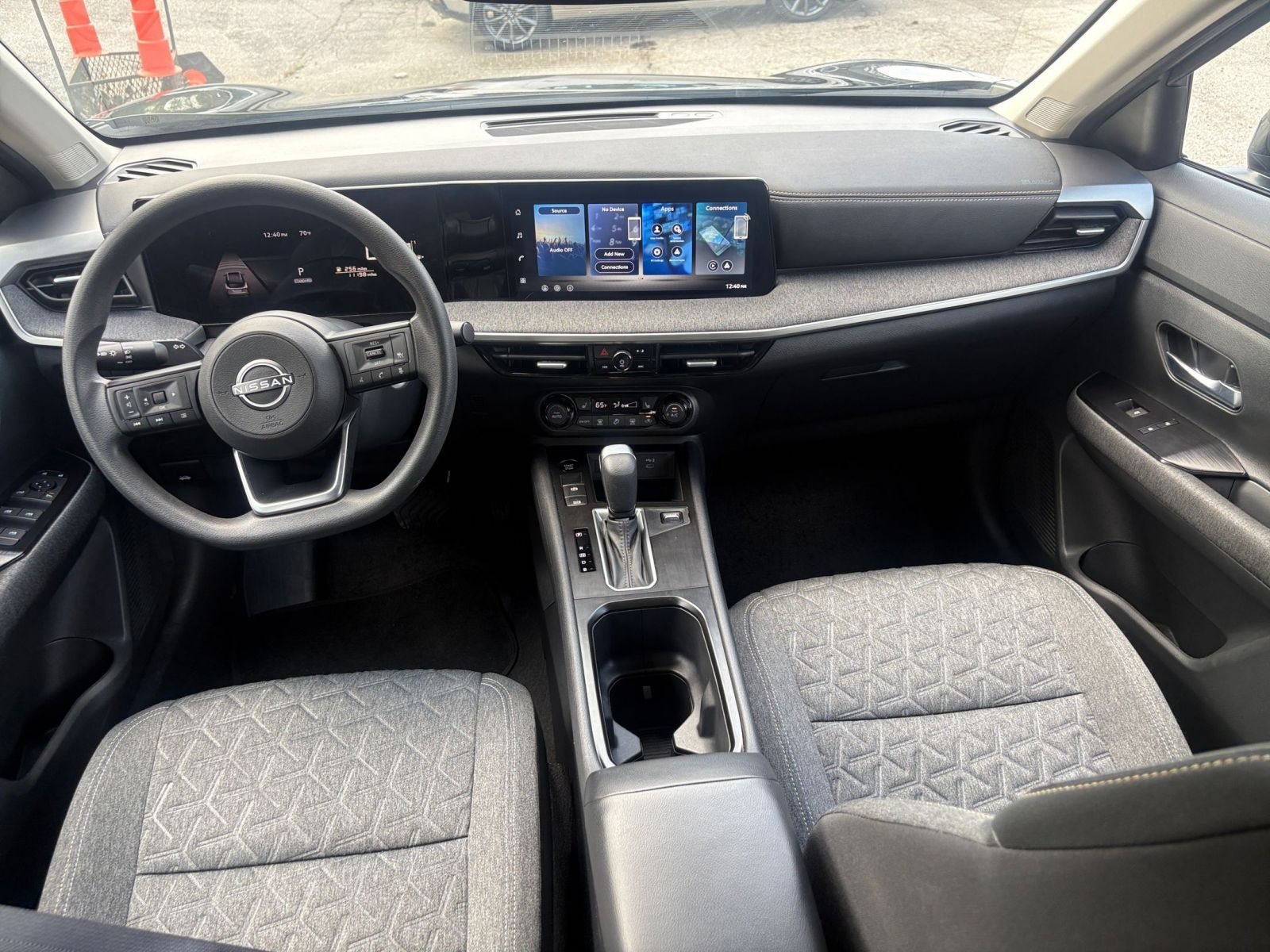 Used 2026 Nissan Kicks SV w/ Cold Weather Package AWD/4WD image 27
