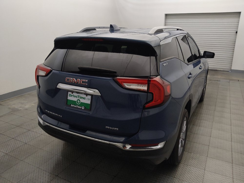 Used 2024 GMC Terrain SLT AWD/4WD image 7