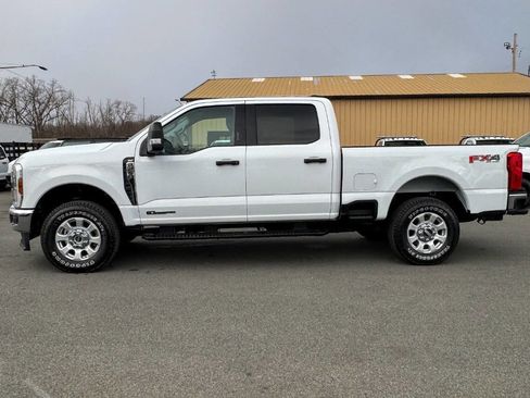 Used 2024 Ford F250 XLT w/ FX4 Off-Road Package image 6