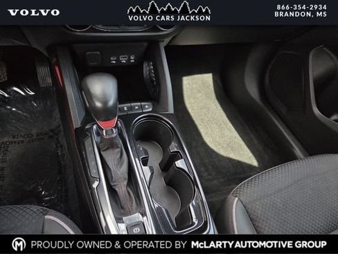 Used 2023 Chevrolet TrailBlazer RS FWD image 11