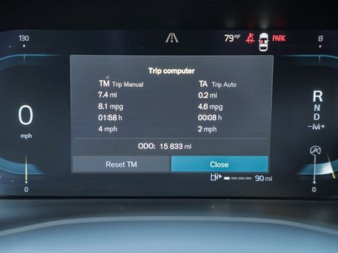 Certified 2023 Volvo XC40 B5 Plus w/ Driver Assist Package image 39