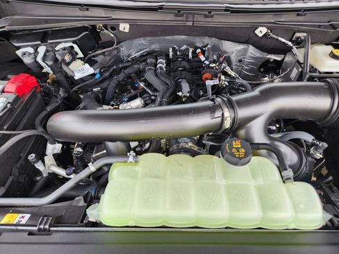 New 2025 Ford Expedition Max Platinum w/ Driver's Package image 31