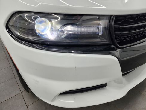 Used 2017 Dodge Charger SXT w/ AWD Plus Group image 22