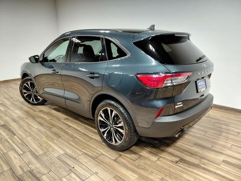 Certified 2022 Ford Escape SE w/ SE Sport Appearance Package image 19