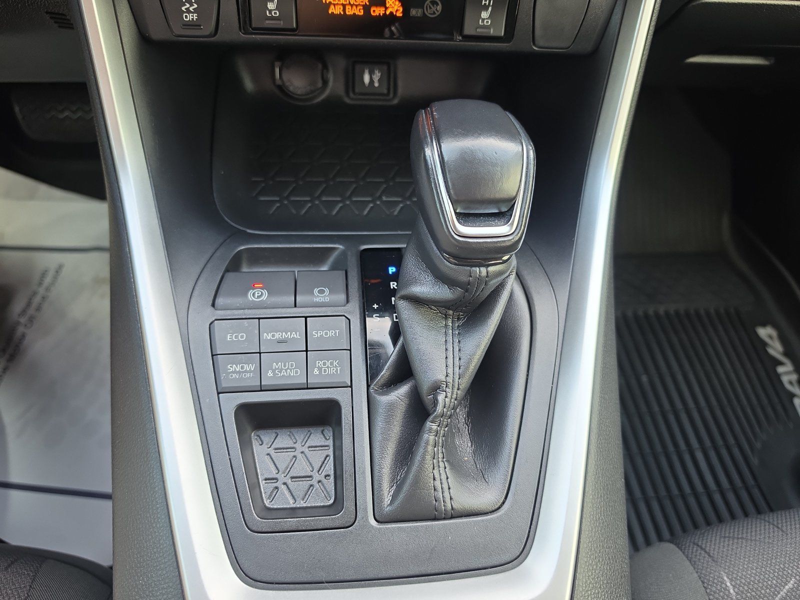 Used 2019 Toyota RAV4 XLE w/ Convenience Package AWD/4WD image 21
